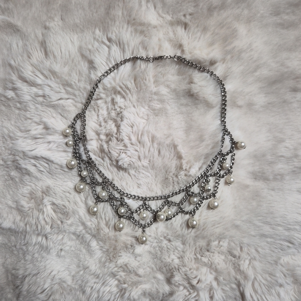 Necklace Chain and Pearls Faux Pearl Bib Indie Glam Office Work Edgy Preppy ✨️💫